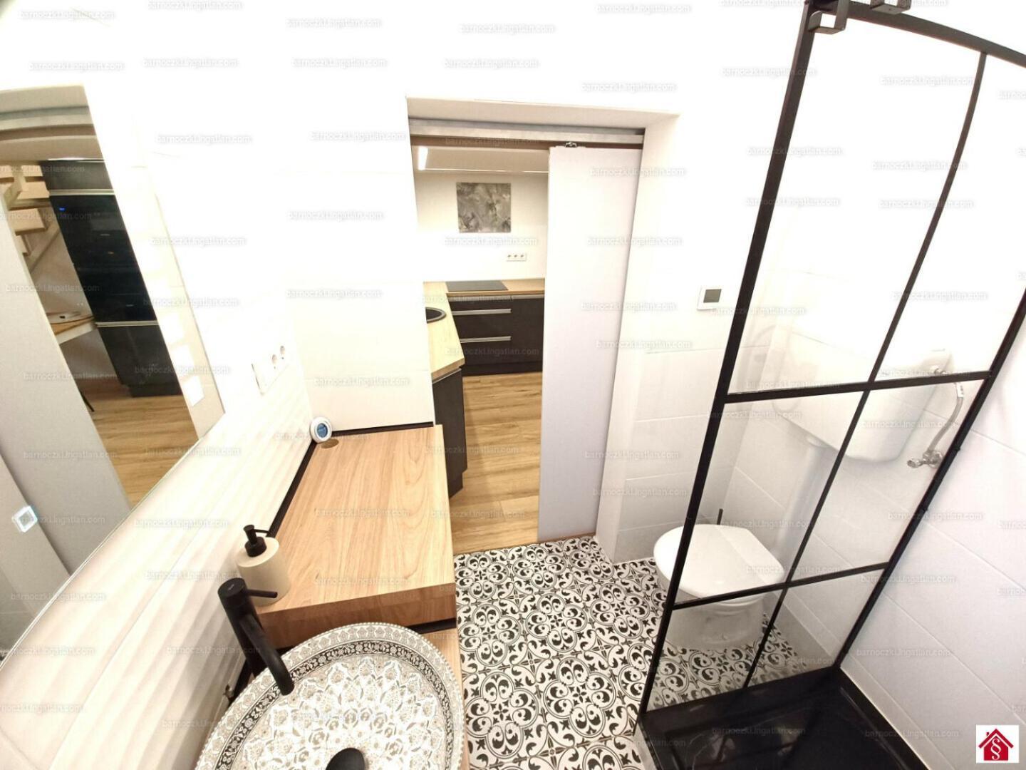 Julia Apartman Miskolc Buitenkant foto