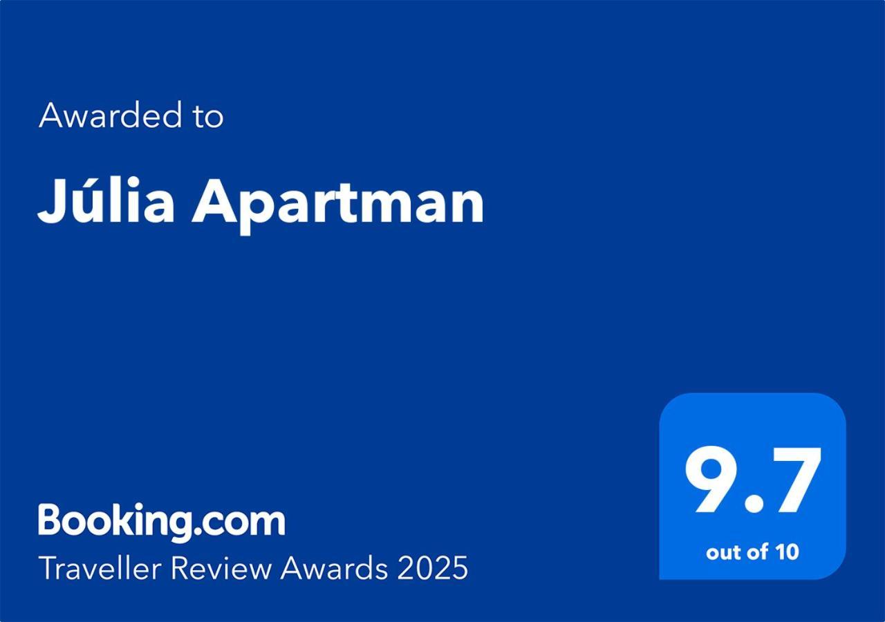 Julia Apartman Miskolc Buitenkant foto